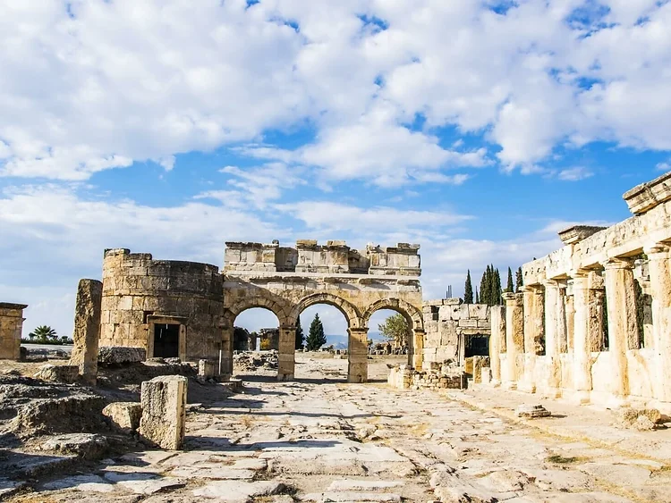 Pamukkale & Hierapolis 