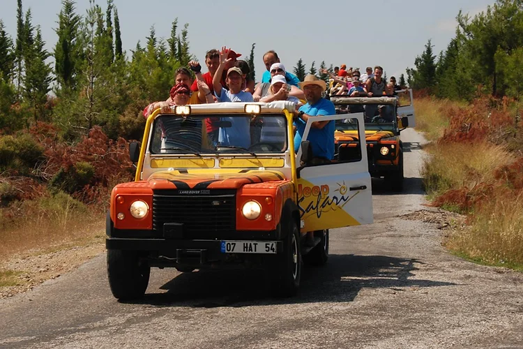 Jeep Safari 