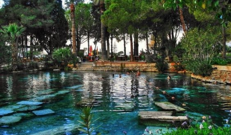 Pamukkale & Hierapolis 